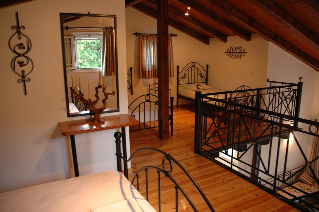 Iron House Leilighet Ájos Jeórjos Rom bilde